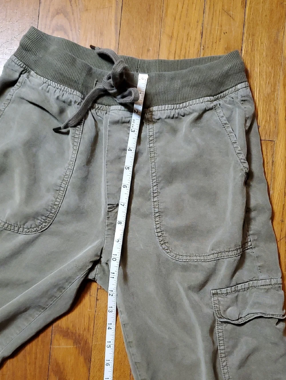 American Eagle Outfitters Olive Cargo Jogger Pants - Picture 9 of 12